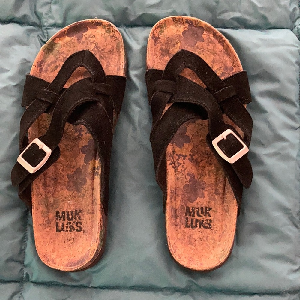 Muk luk suede sandal sz 10